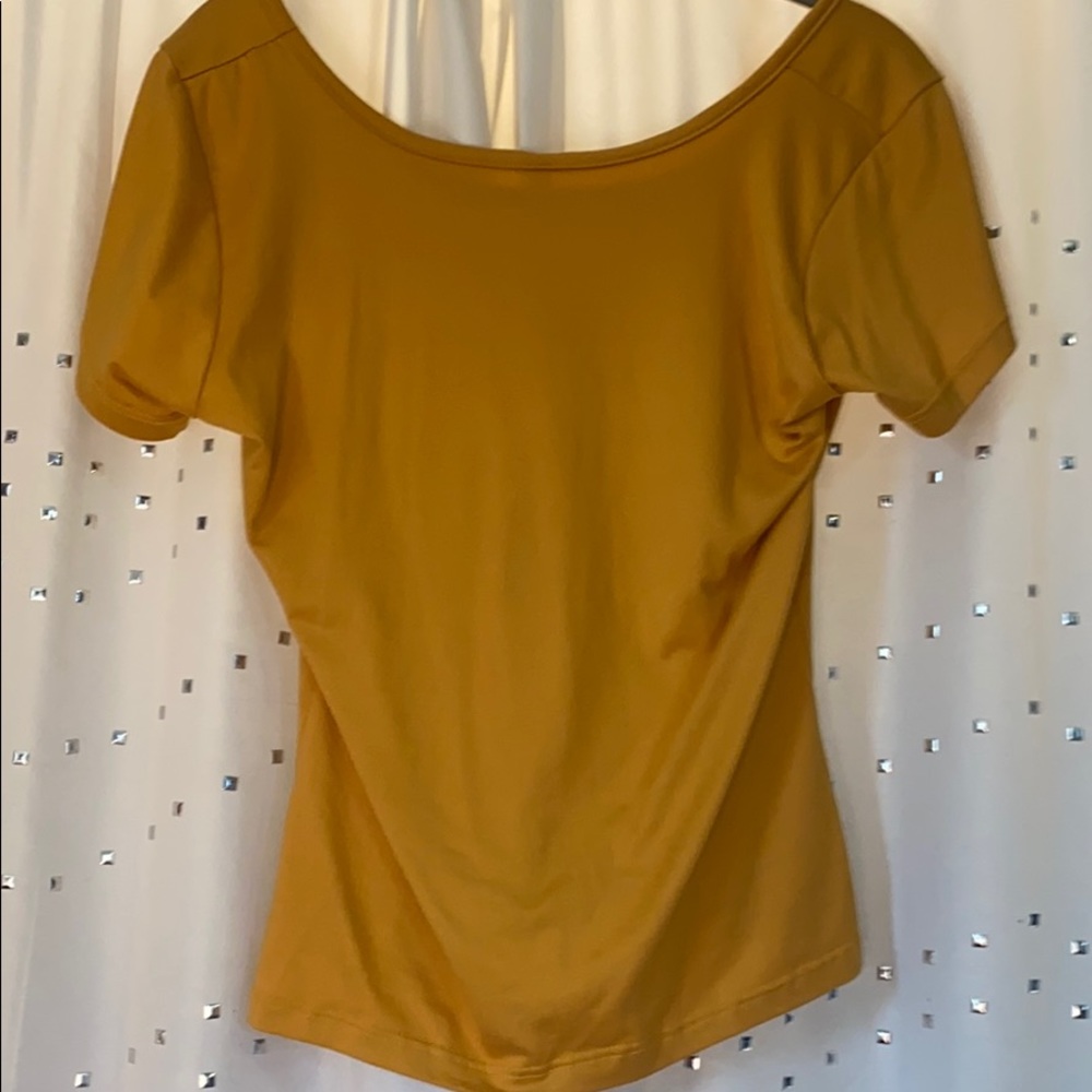 Yellow top - Picture 2 of 3
